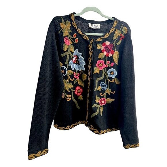 VINTAGE 90s Black Floral Embroidered Knit Long Sleeve Beautiful Cardigan Medium - Picture 5 of 12